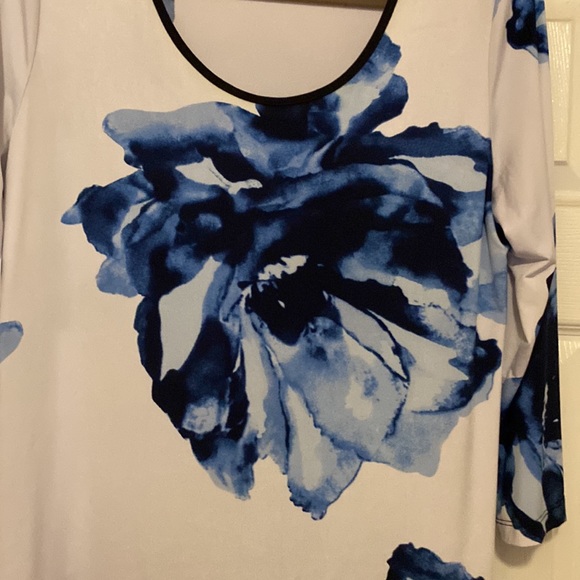 Nygard loose fit flowing too size M - Picture 2 of 5